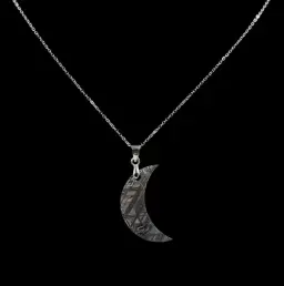 Lunar Grace: Muonionalusta Meteorite Necklace