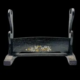 Decorative Wooden Katana Stand with Floral Motif – Tribute to Elegance