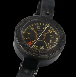 German Wrist Compass "AK39" by Kadlec – WWII Luftwaffe Navigation Instrument