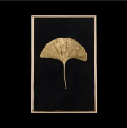 Ginkgo Biloba Leaf in 18K Gold