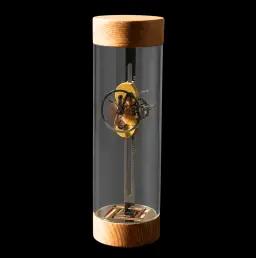 The Poetry of Time: Oscilloglass Ake 5 Minute