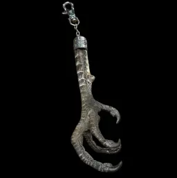 Peacock Paw Keychain: A Token of Elegance and Majesty