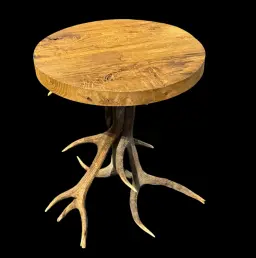 Timeless Elegance: Antique Oak Tabletop with Red Deer Antler Base