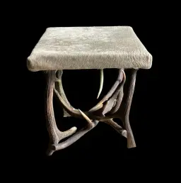 Antler Stool with Cowhide – Rustic Simplicity at Its Finest