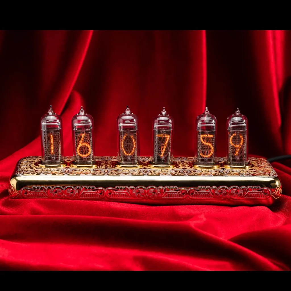 Heritage Clock: Oasis – Timeless Blend of Luxury and Tradition