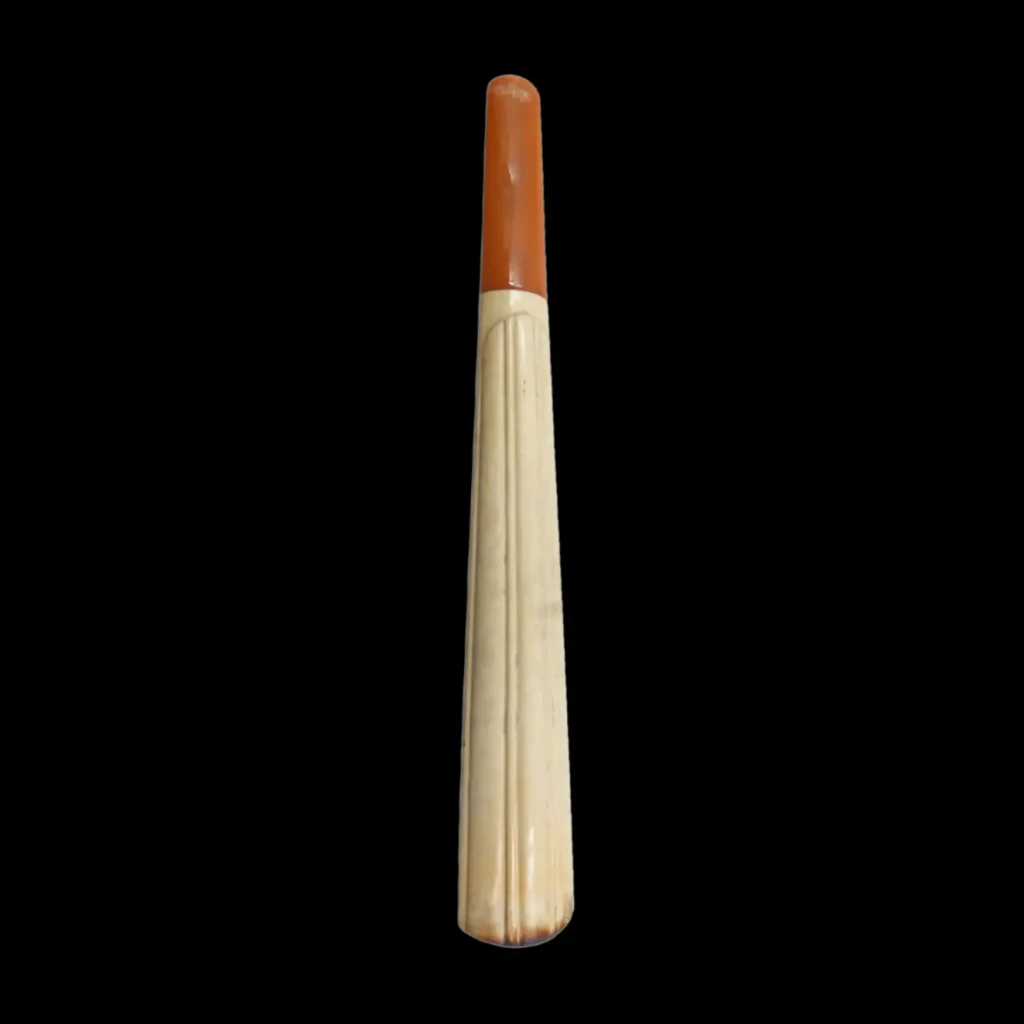 Finely Fluted White Meerschaum and Amber Cigarette Holder in Velvet-Lined Case – Signed by G. Kopp, Vienna