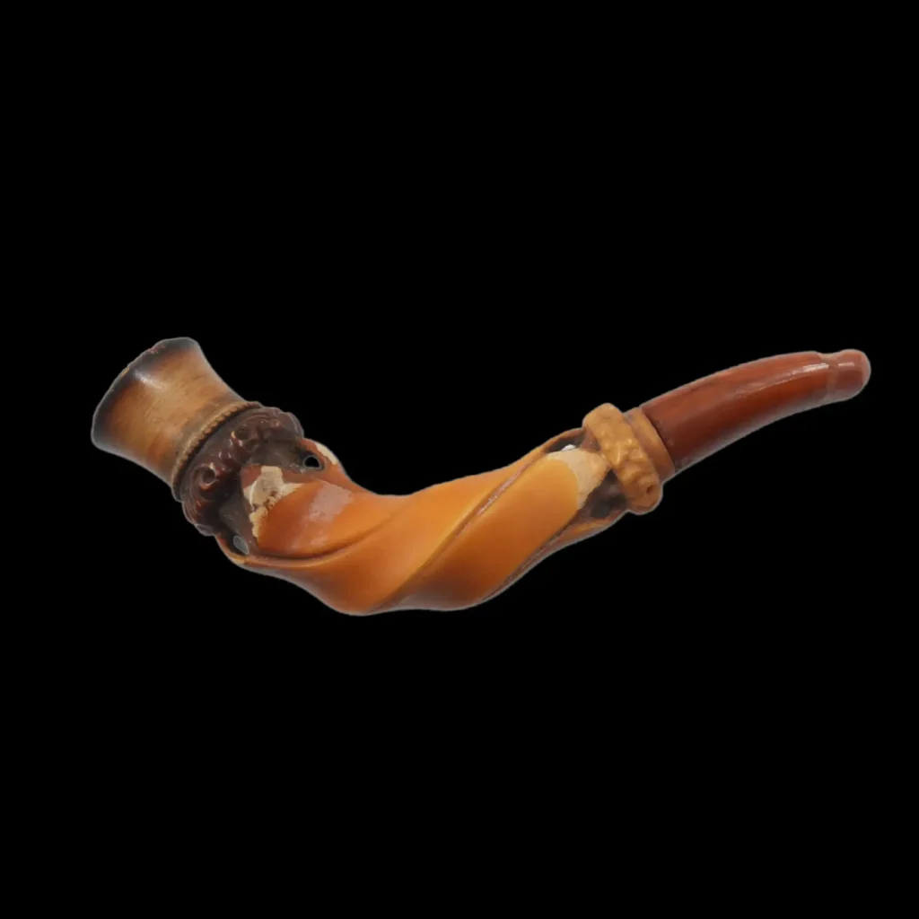 Amber Twist Smoking Pipe in Fitted Case – Late 19th Century Baltic Amber Artistry
