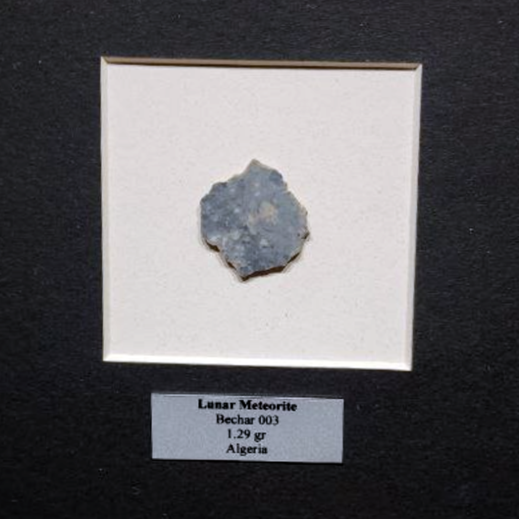 LMB129-1 1.29 gr Lunar Meteorite “Bechar 003” – Sculpted Slice of the Lunar Highlands - preview photo 2123
