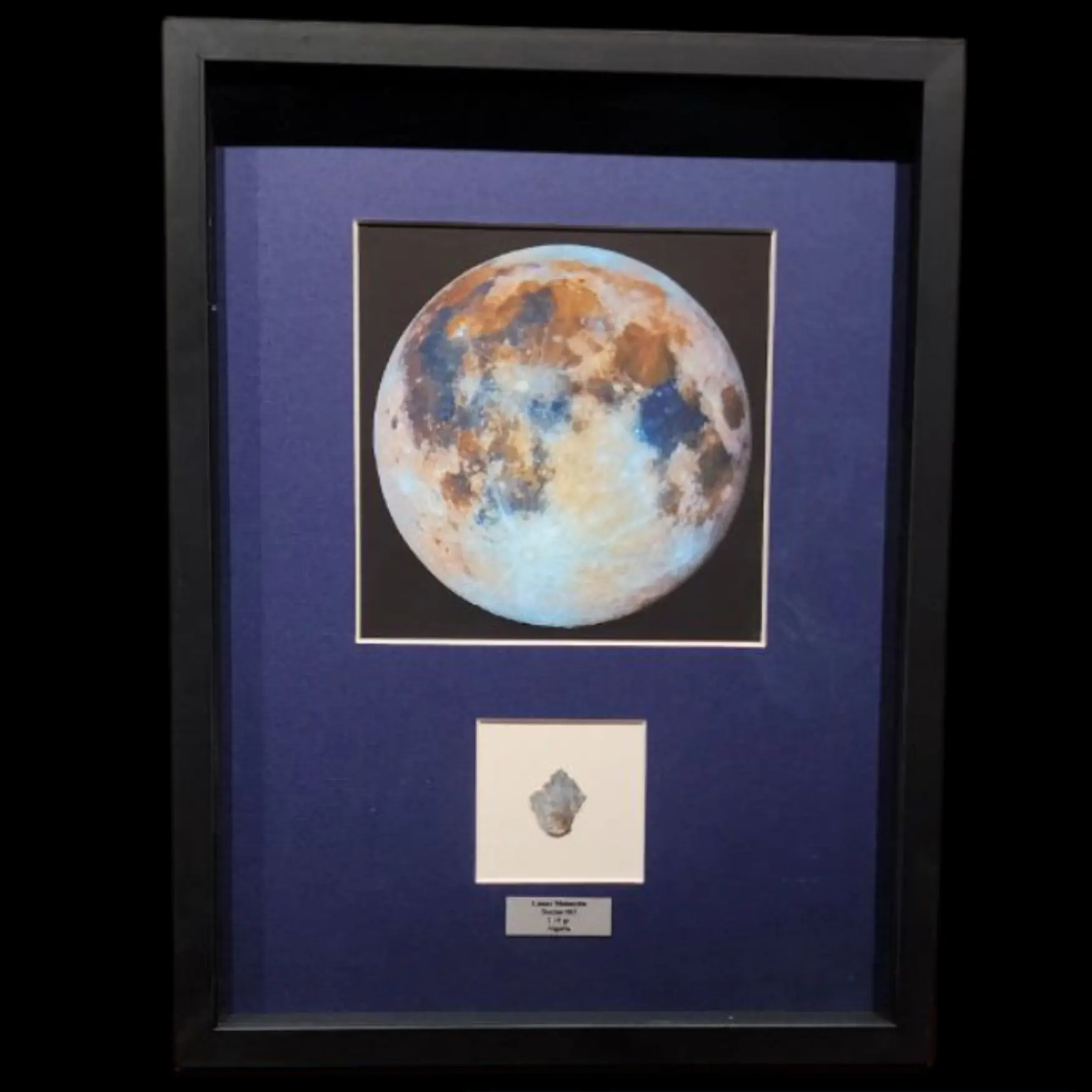 1.16gr Lunar Meteorite  “ Bechar 003” - Sculptured Slice of the lunar Highlands - preview photo 1123