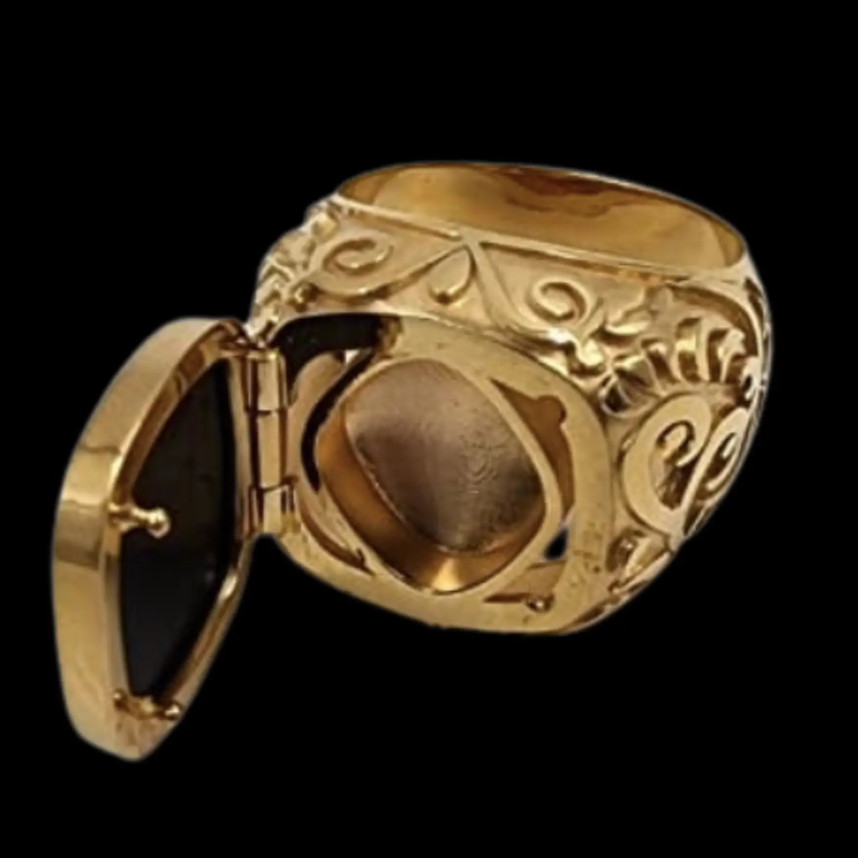 Secret Compartment Ring (14k Gold ) - preview photo 3123