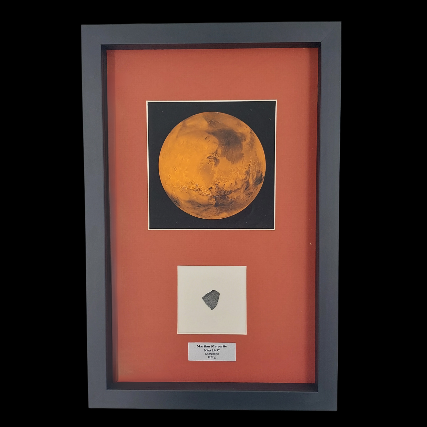 0,79 gr Martian Meteorite NWA 15497, Shergottite - preview photo 1123