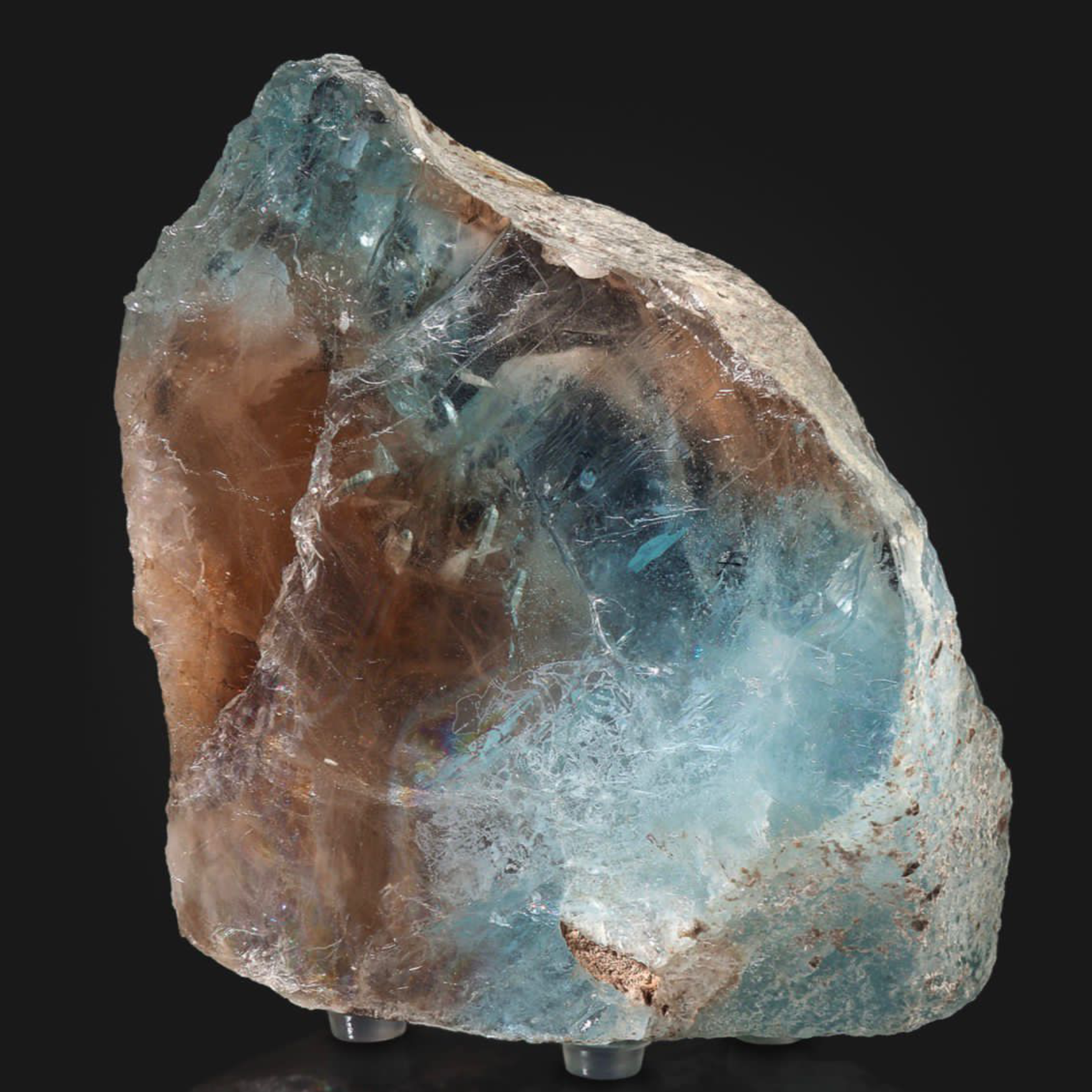 Topaz polychrome with columbite (Fe) Inclusions - preview photo 1123