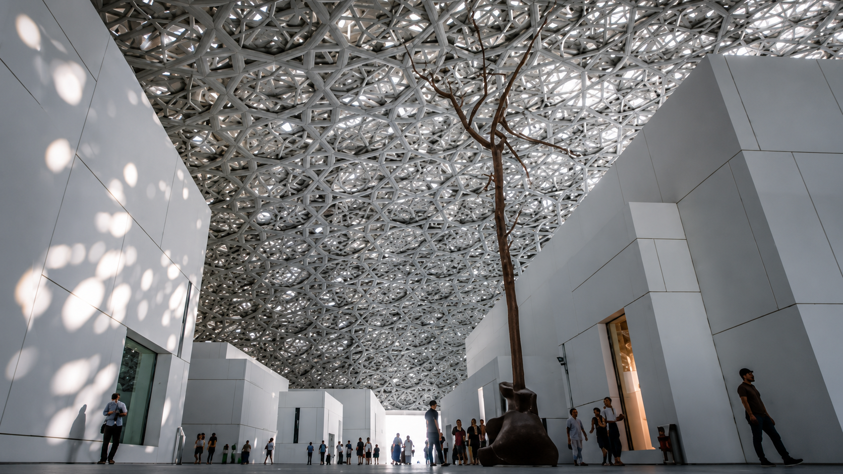 Louvre Abu Dhabi Review: A Complete Guide to the UAE’s Most Famous Art Museum