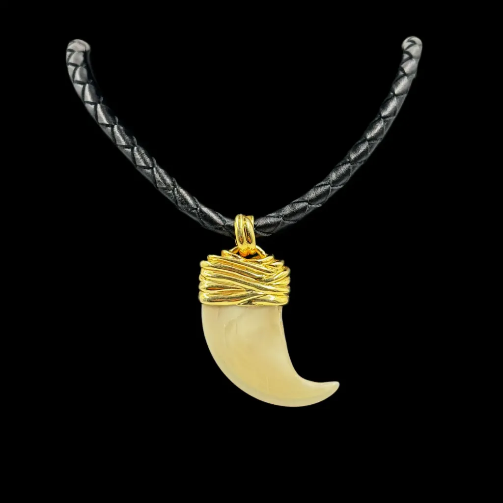 Lion Pendant – Symbol of Strength and Majesty - preview photo 2123