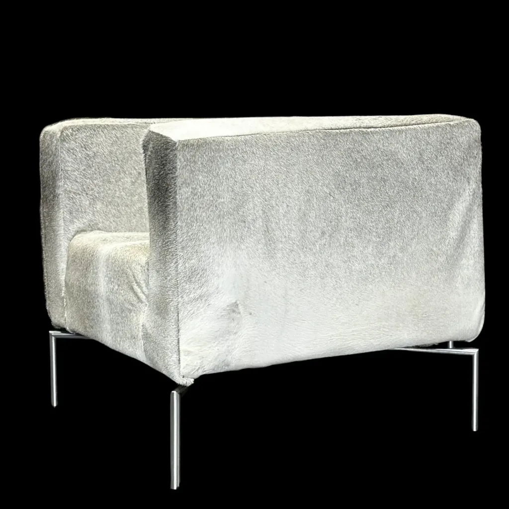 Stefan Steenkist Armchair – Timeless Elegance and Modern Craftsmanship - preview photo 3123