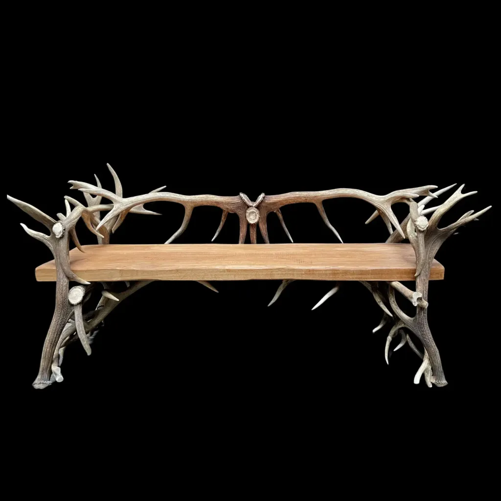 Robust Antler Bench with Oak – Strength and Elegance Combined