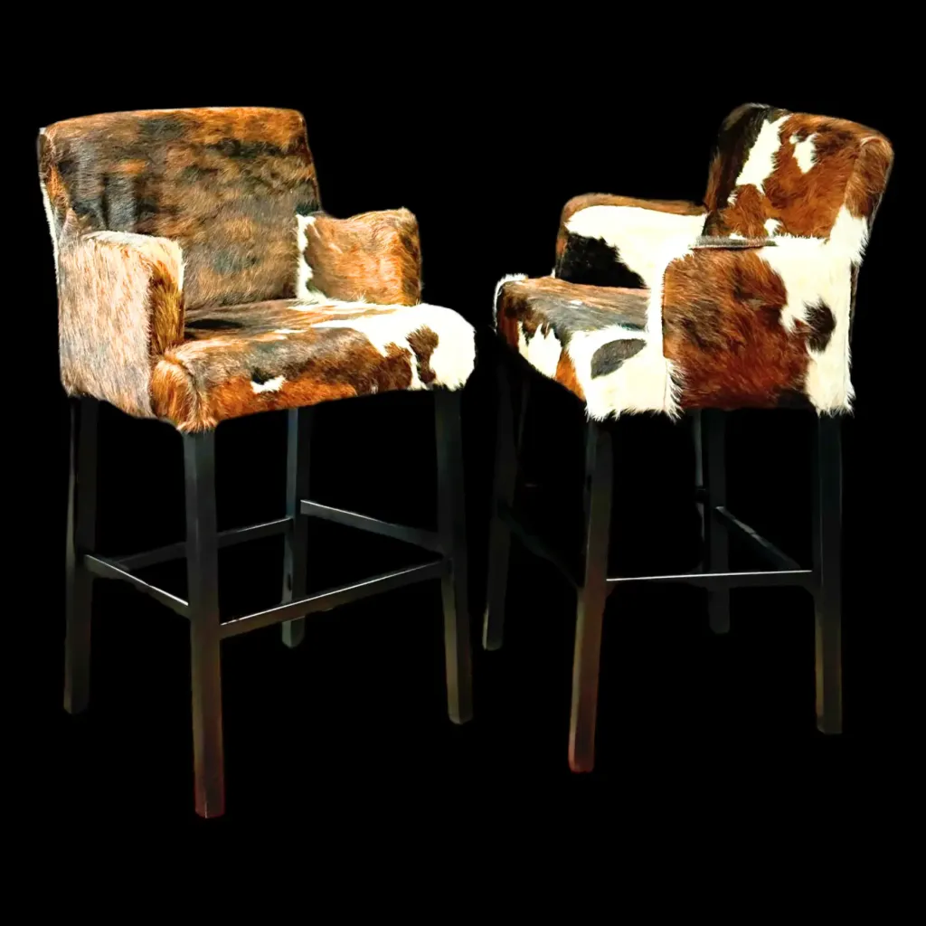 Antler Stool with Cowhide – Rustic Simplicity and Elegance - preview photo 4123