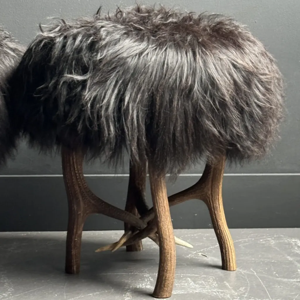 Antler Stool with Dark Gray Sheepskin – Subtle Sophistication in Design - preview photo 3123