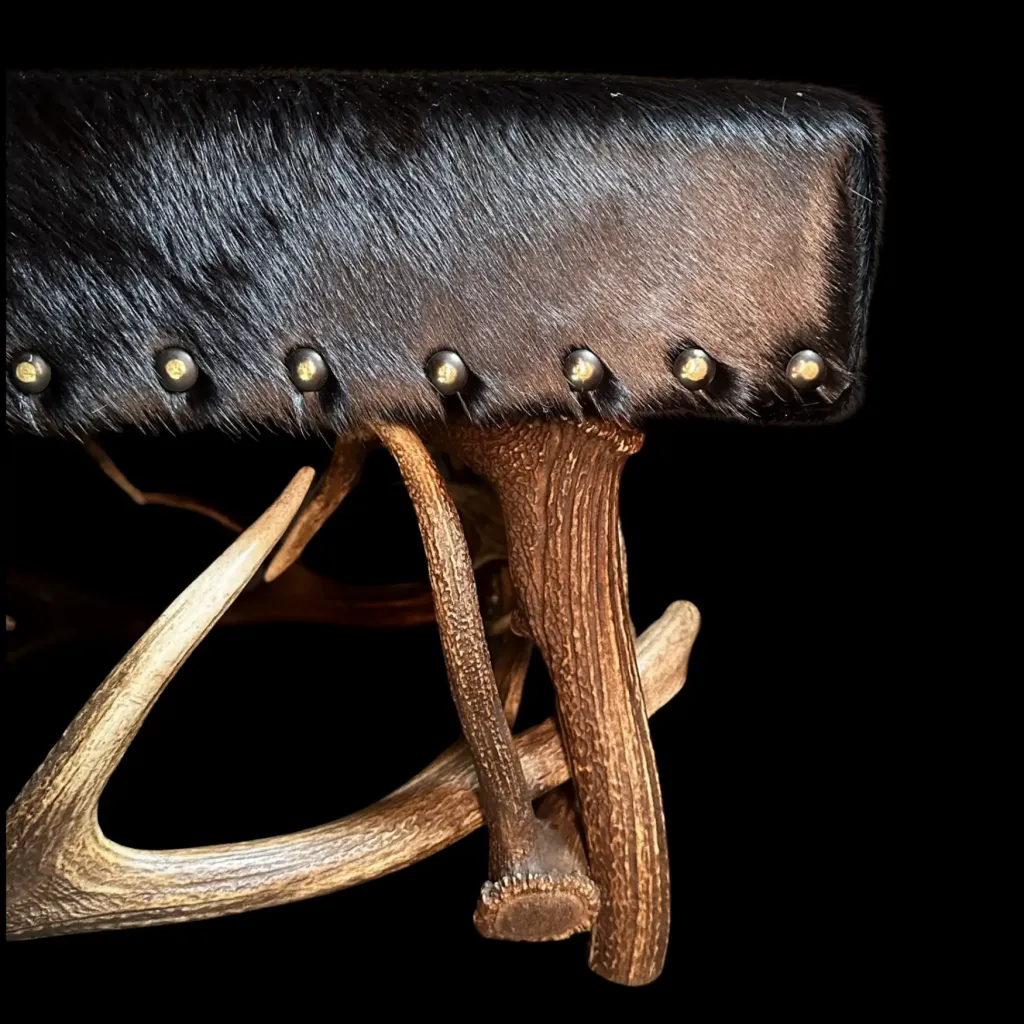 Antler Coffee Table – Rustic Charm and Sophistication - preview photo 5123