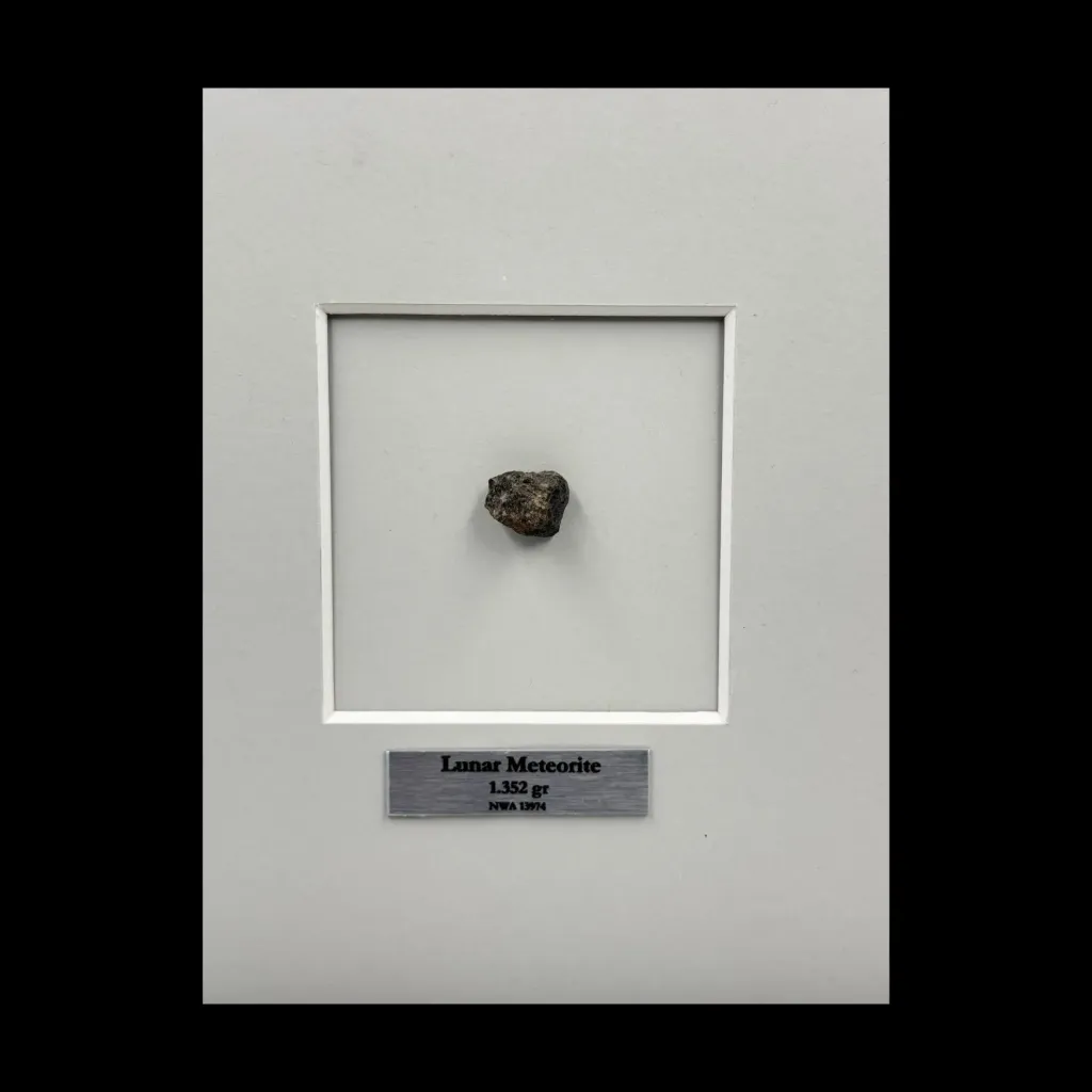 1.352 gr Lunar Meteorite “Bechar 003” – Pristine Lunar Specimen - preview photo 2123
