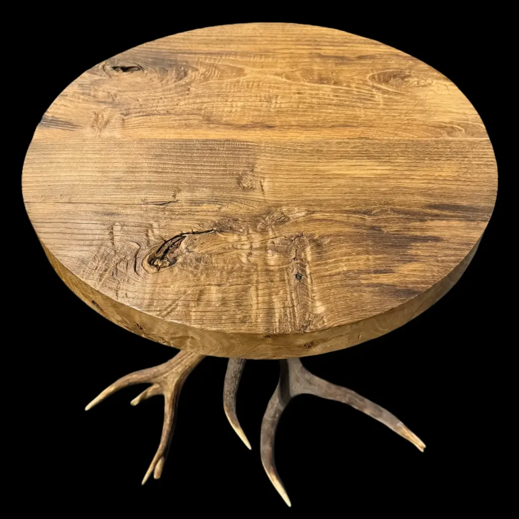 Timeless Elegance: Antique Oak Tabletop with Red Deer Antler Base - preview photo 3123
