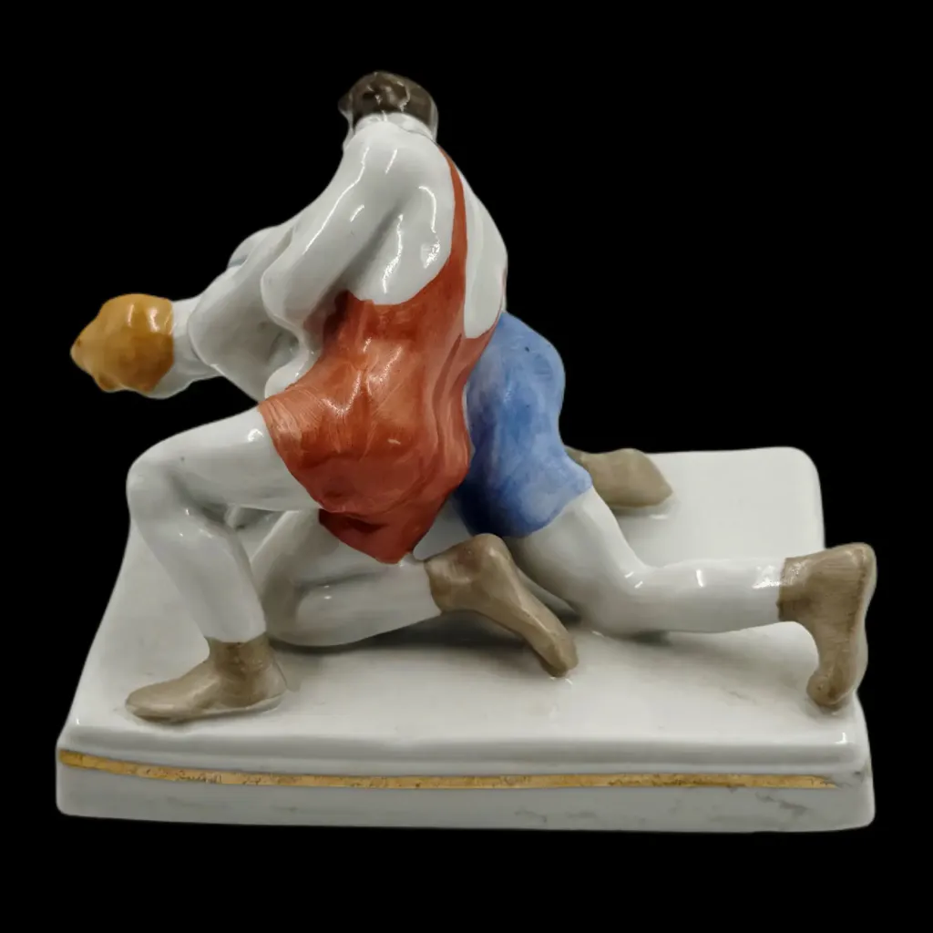 Dynamic Porcelain Sculpture of Wrestlers in Action – Soviet Era Masterpiece, 1959 - preview photo 1123