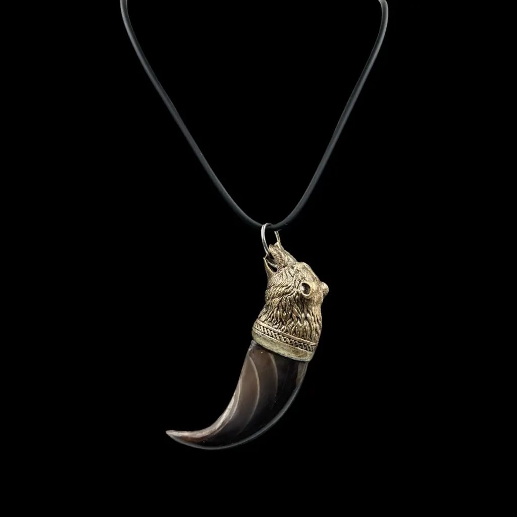 Grizzly Bear Claw Pendant – Symbol of Strength and Wilderness - preview photo 3123