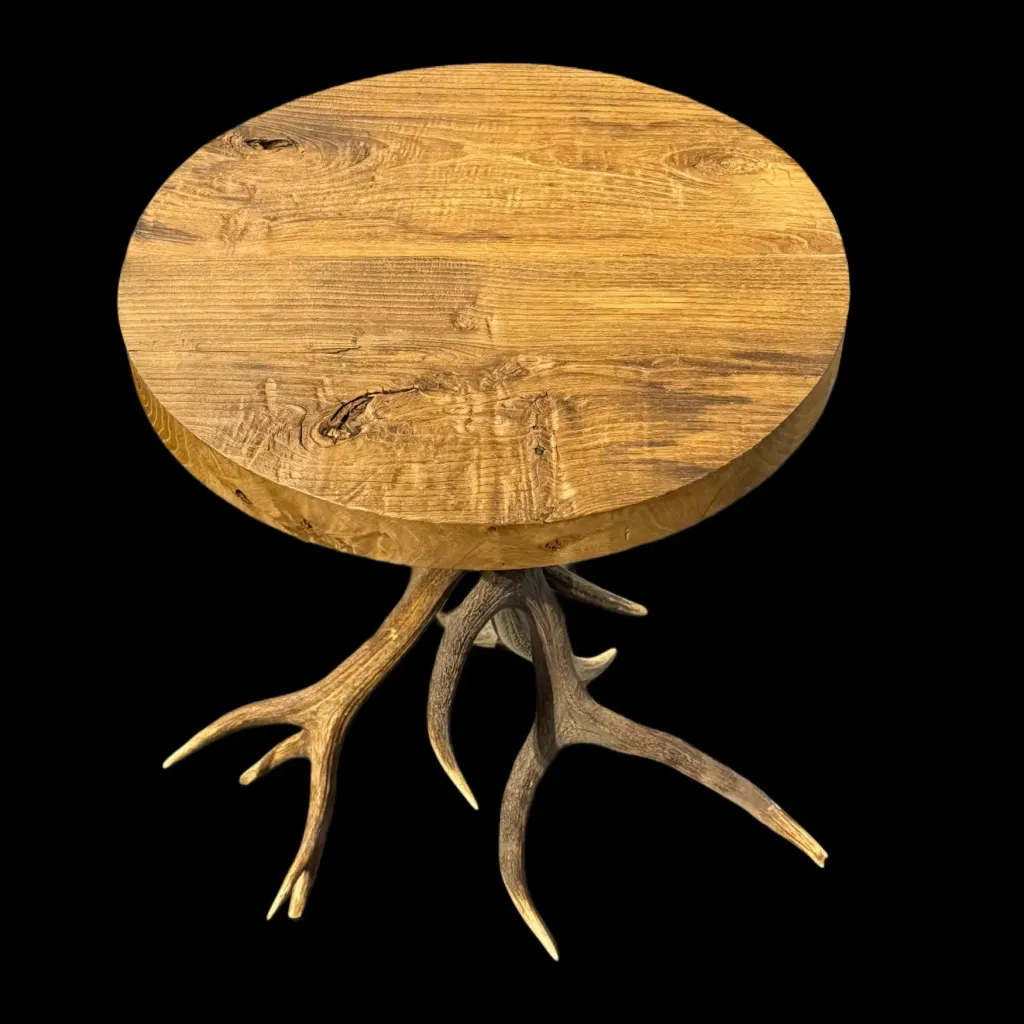 Timeless Elegance: Antique Oak Tabletop with Red Deer Antler Base - preview photo 4123