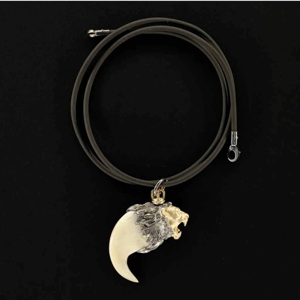 Lion claw pendant 6 cm - preview photo 1123