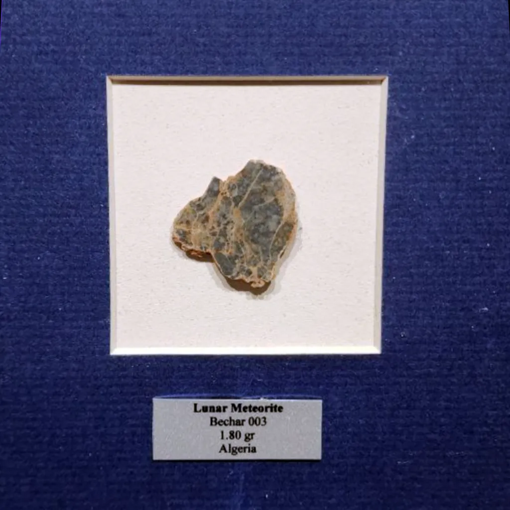 1.80 gr Lunar Meteorite “Bechar 003” – Sculpted Slice of the Lunar Highlands - preview photo 1123