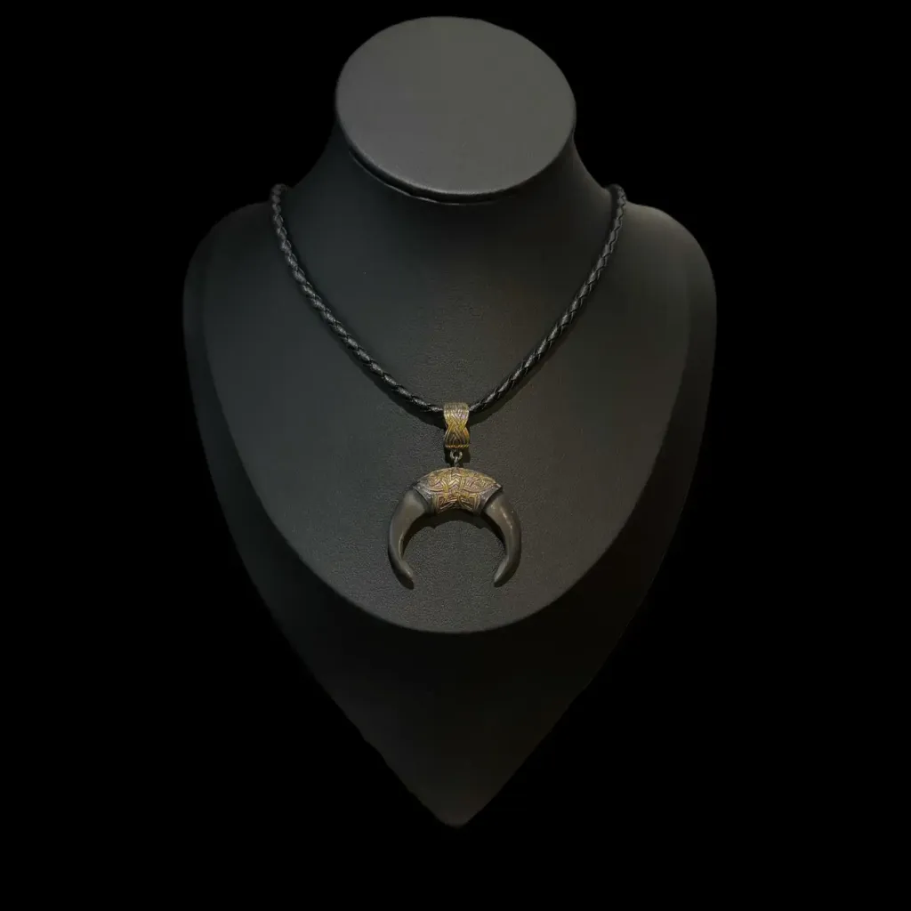 Majestic Pendant: Wolf Claws in Gilded 24K Gold and Silver – A Symbol of Strength and Elegance - preview photo 2123