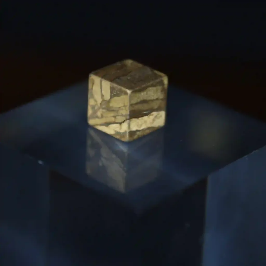 Pallasite Meteorite with 24K Gold Gilding, billion years old - preview photo 1123