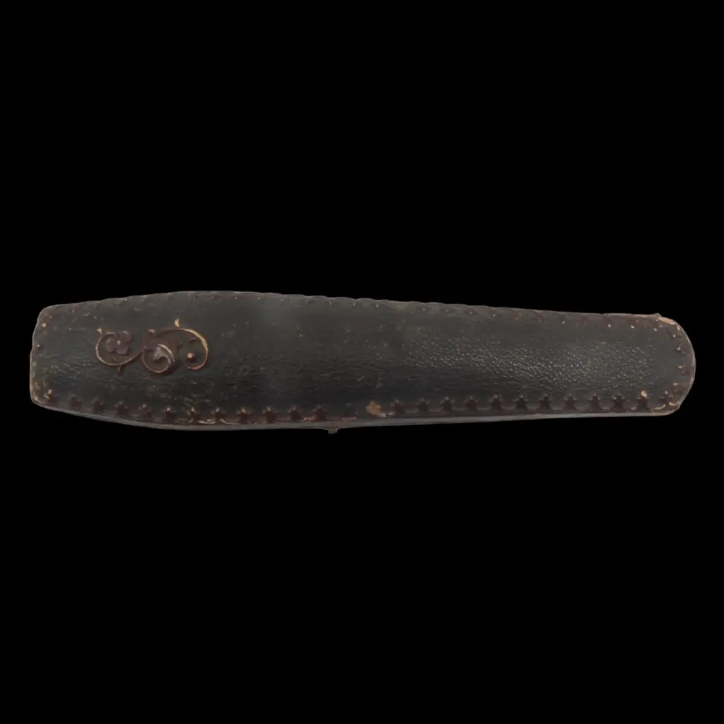 White Stone and Amber Smoking Pipe in Original Case – 19th Century European Craftsmanship - preview photo 3123