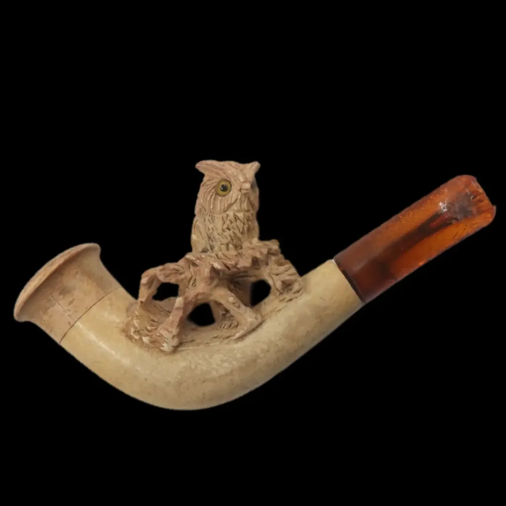 Meerschaum and Amber Pipe with Carved Owl – Germany, Late 19th Century