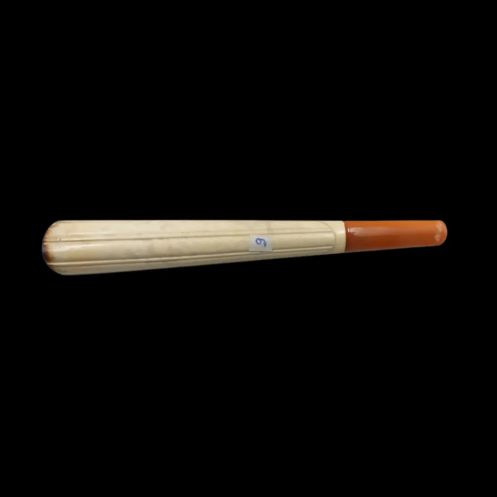 Finely Fluted White Meerschaum and Amber Cigarette Holder in Velvet-Lined Case – Signed by G. Kopp, Vienna - preview photo 3123
