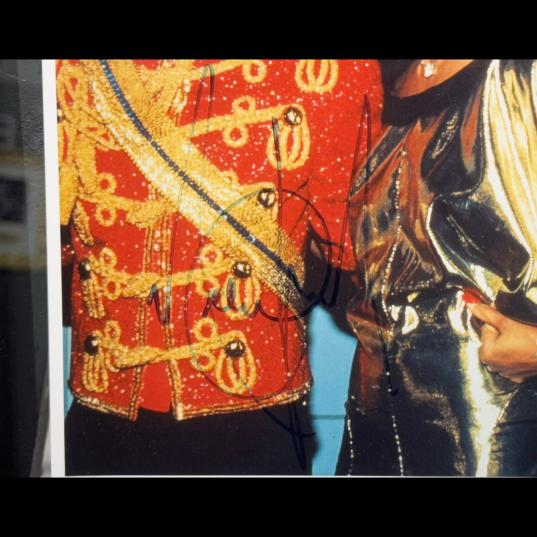Michael Jackson（米高積遜）與 Diana Ross 於 1984 年全美音樂獎的親筆簽名相片 - 預覽圖片 2123